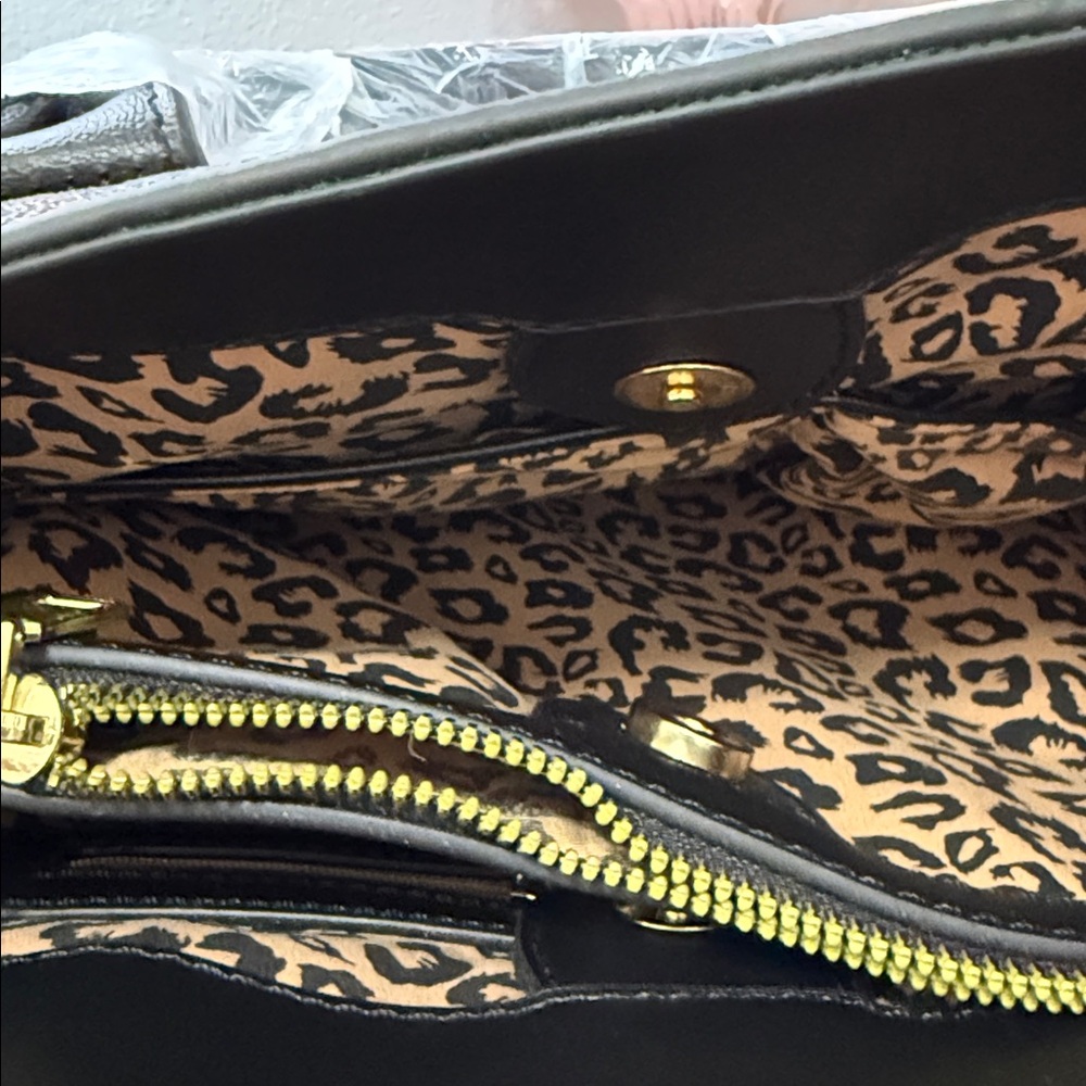 Brown Geometric Tote Bag - Picture 7 of 9